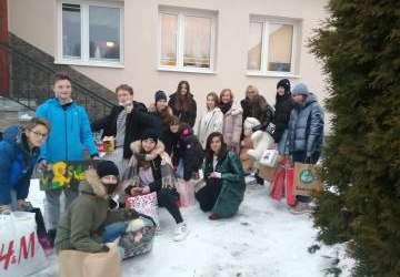 Finał akcji biórki prezentów dla Wychowanków Domu Dziecka w Mochnaczce