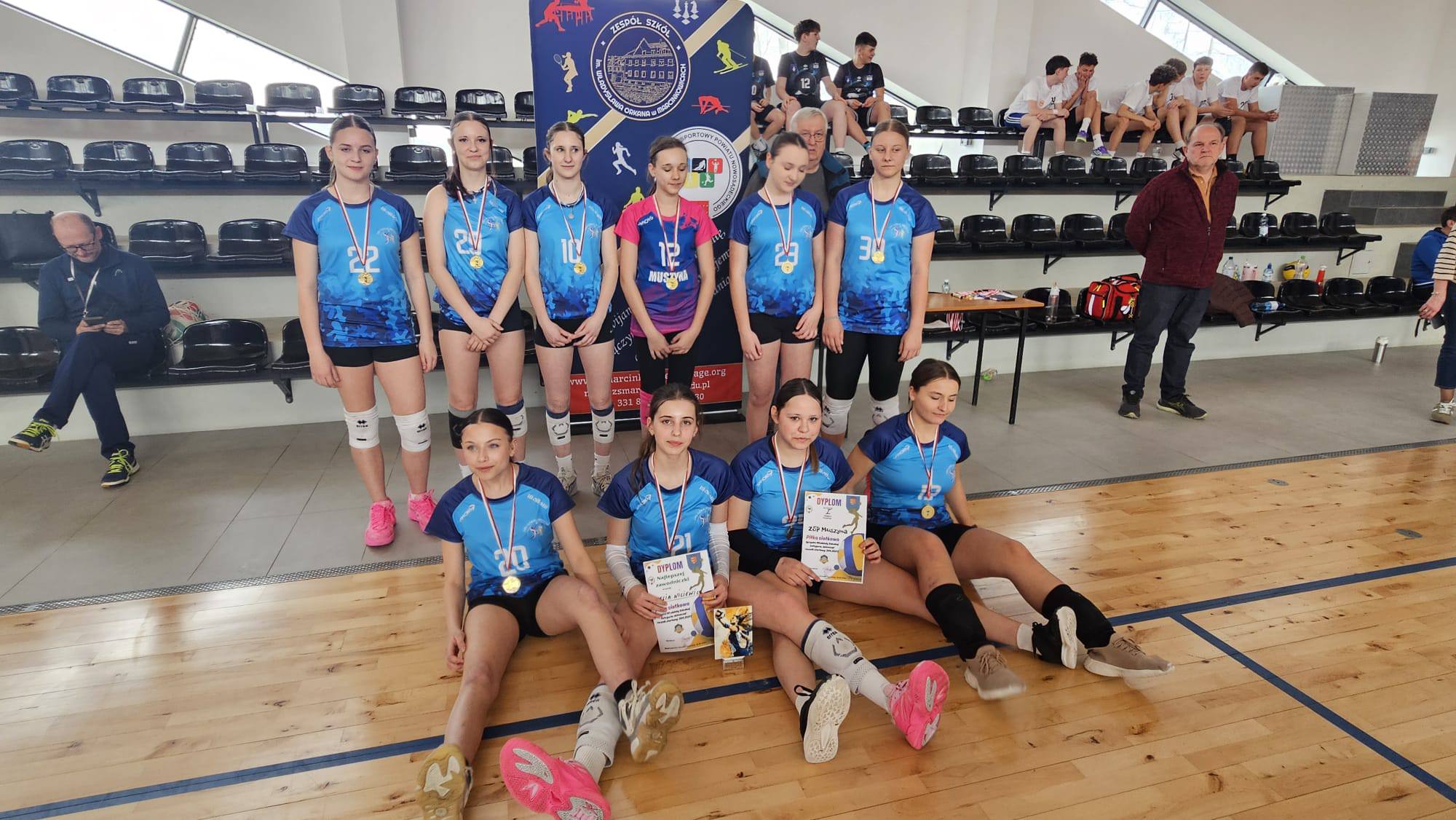 Powiatowe rozgrywki w piłce siatkowej dziewcząt w ramach Igrzysk Młodzieży Szkolnej