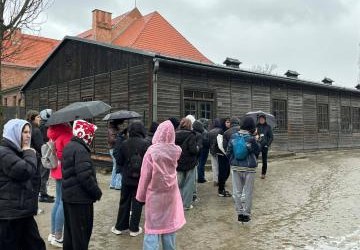 Wycieczka klas ósmych do Oświęcimia
