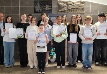 Laureaci olimpiady przedmiotowej języka angielskiego - Olimpus.