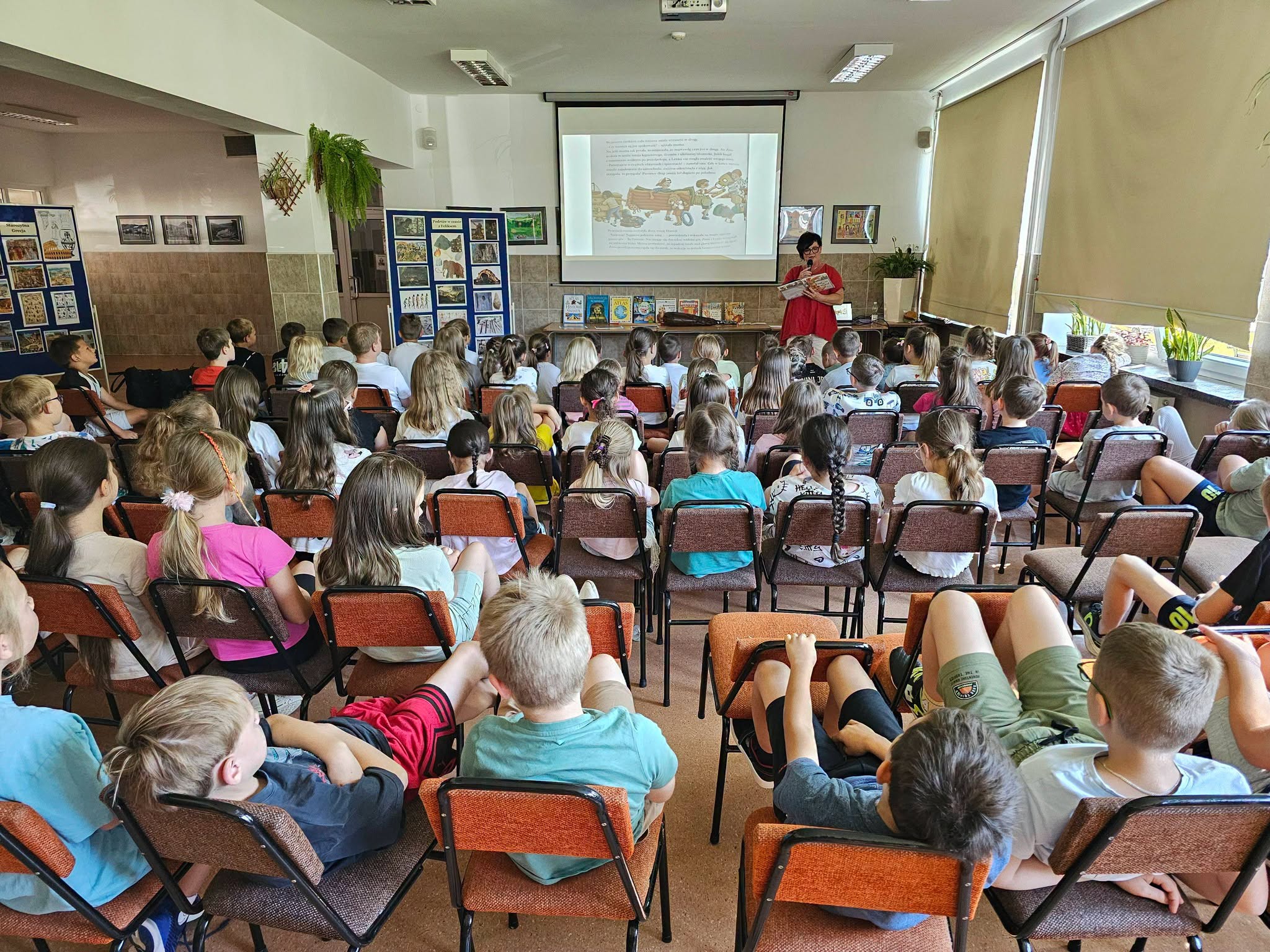 „Podróże w czasie z Feliksem”.